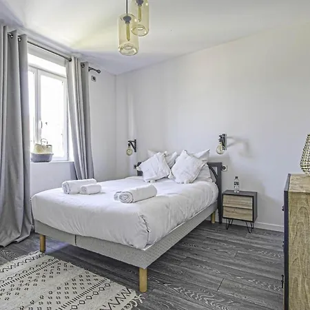 D'exception Au Coeur De Deauville, Jardin & Cinema Prive