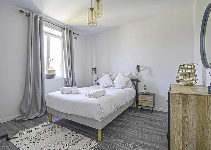 D'exception Au Coeur De Deauville, Jardin&cinéma Privé