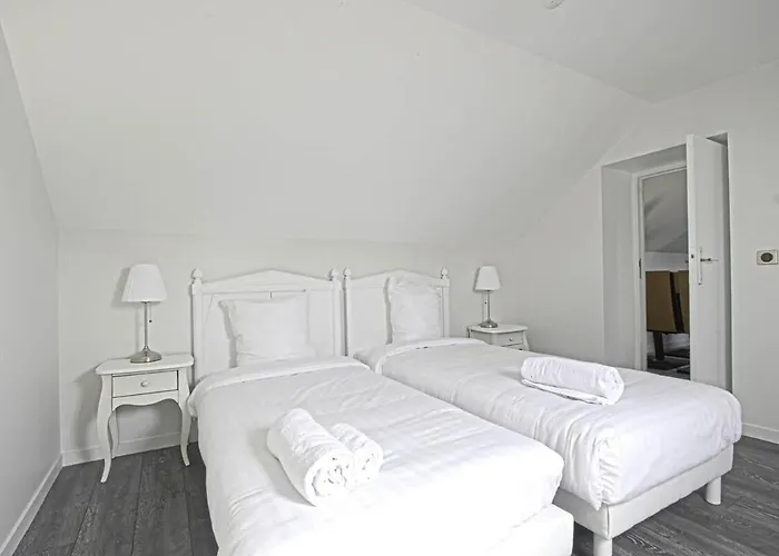 Villa D'exception Au Coeur De Deauville, Jardin&cinéma Privé *