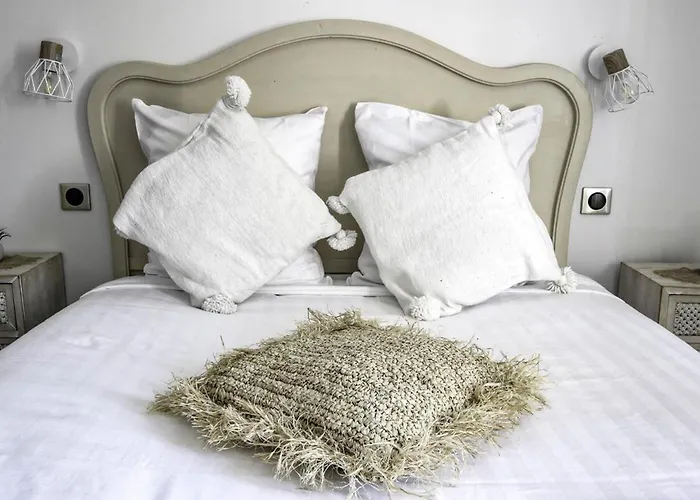 Villa D'exception Au Coeur De Deauville, Jardin&cinéma Privé Deauville