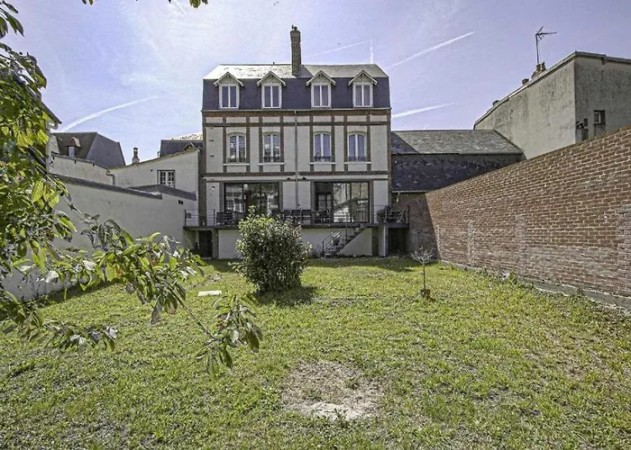 D'exception Au Coeur De Deauville, Jardin & Cinema Prive Villa *