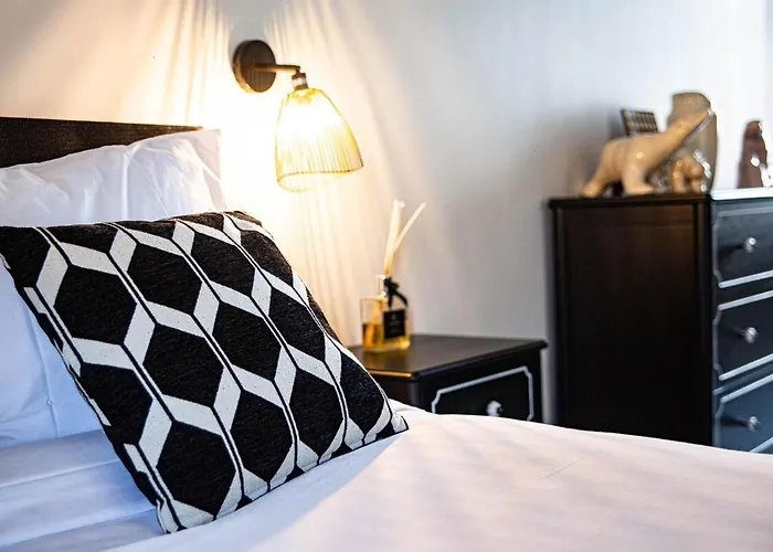 Villa D'exception Au Coeur De Deauville, Jardin & Cinema Prive *